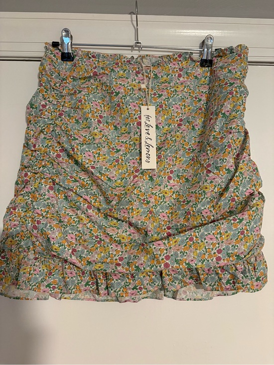 For Love And Lemons Dresses & Skirts - For Love & Lemons Floral Ruffle Ruched Mini Skirt Size L NWT
